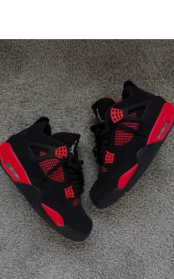 Air Jordan 4 Retro Red Thunder (WORN) 